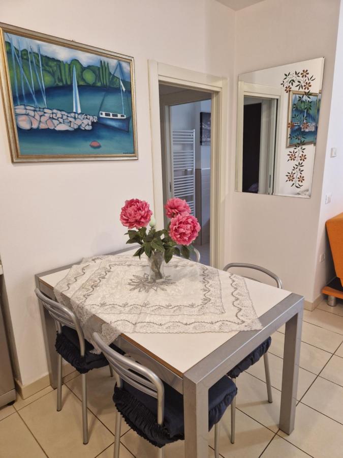 דירות טורבולה Garden & Pool Perugini מראה חיצוני תמונה