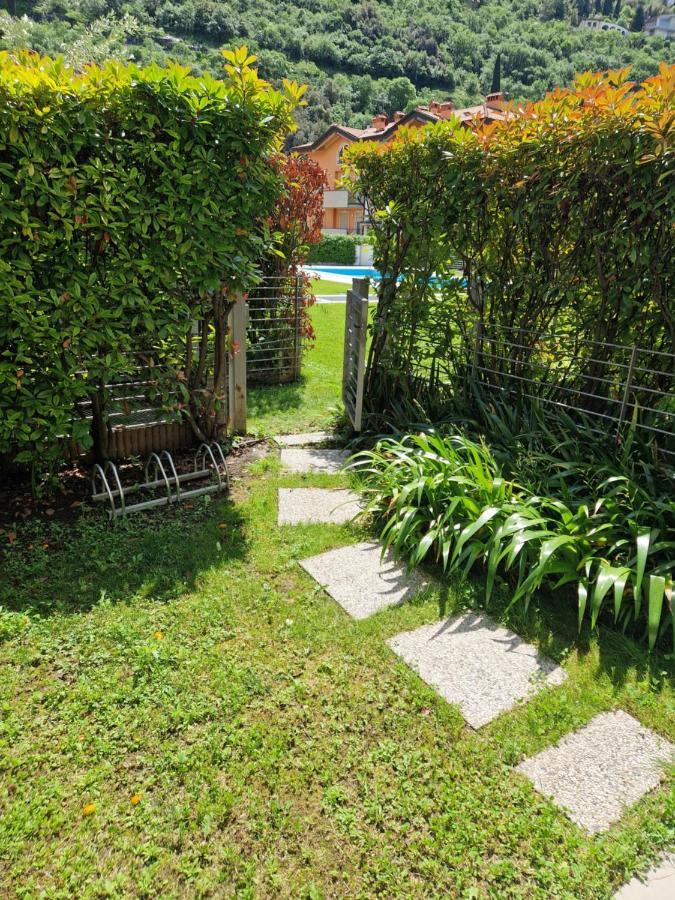 דירות טורבולה Garden & Pool Perugini מראה חיצוני תמונה